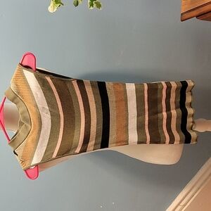 New York & Company Ladies Pullover Top